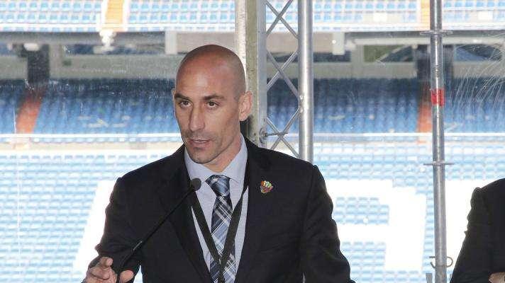 Rubiales y Tebas, enfrentados por el test del coronavirus 