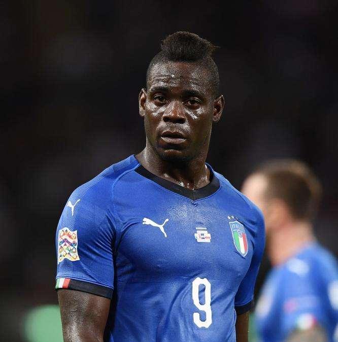 El mítico Balotelli busca equipo: ¿se estrenará en España?