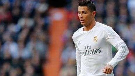 Mundo Deportivo: Cristiano irá al PSG si no sigue en el Madrid