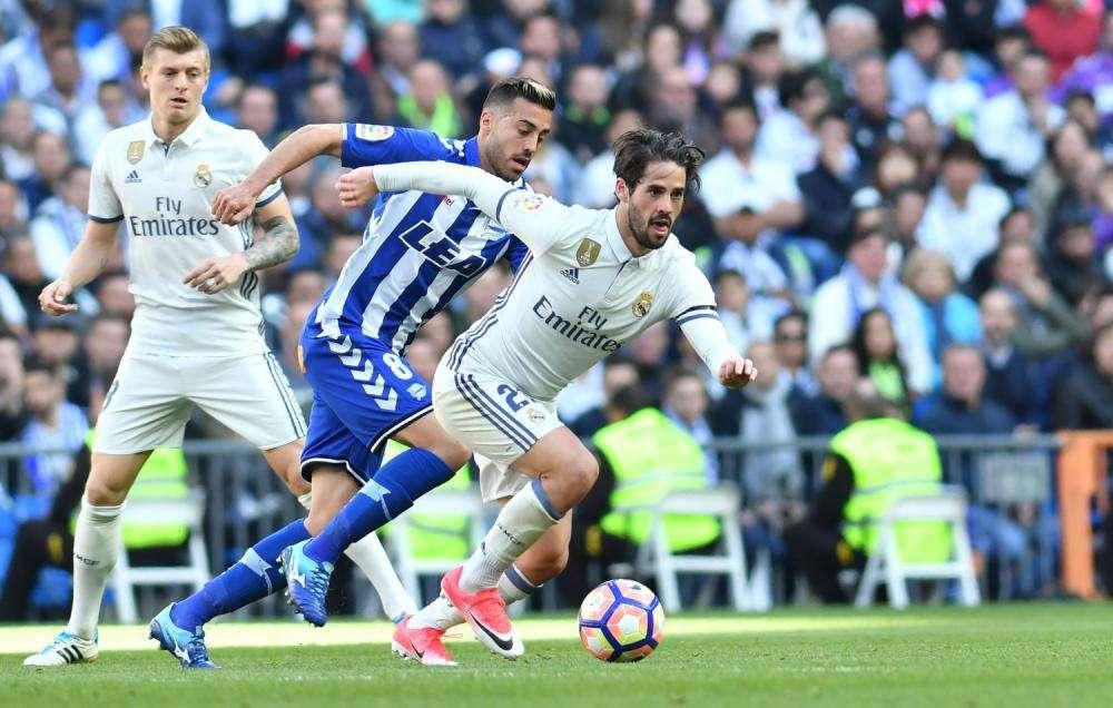 CONVOCATORIA - El Alavés viaja al Bernabéu sin su estrella y con 4 ex-madridistas