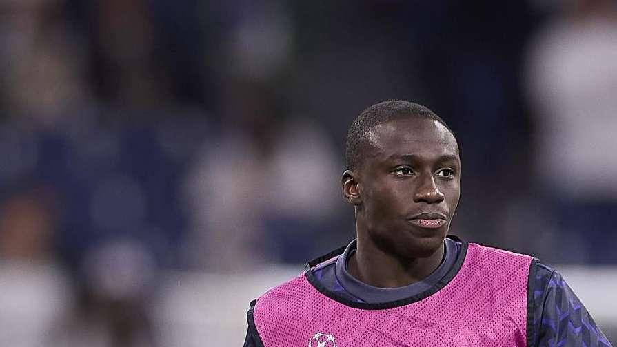 Arde el futuro de Mendy: filtran los siete clubes interesados en su fichaje