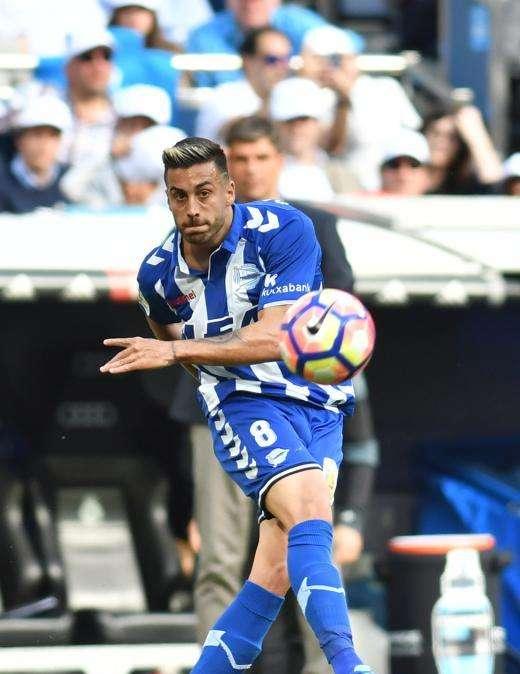 El Alavés descarta la llegada de un madridista: "Es jugador del Madrid y no puedo hablar más"