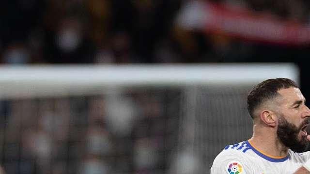 Benzema se pronuncia sobre su posible retirada en el fútbol francés 
