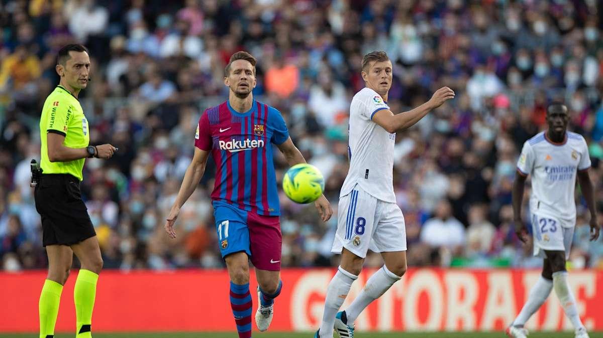 GOL DEL FC BARCELONA | Luuk De Jong empata el partido 