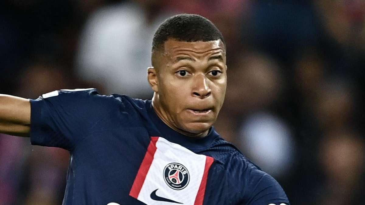 El PSG podría verse obligado a vender a Mbappé este verano