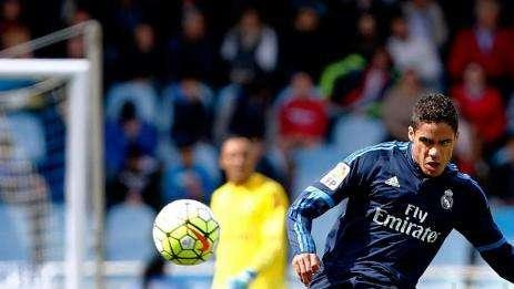 Mirror: La oferta del United por Varane