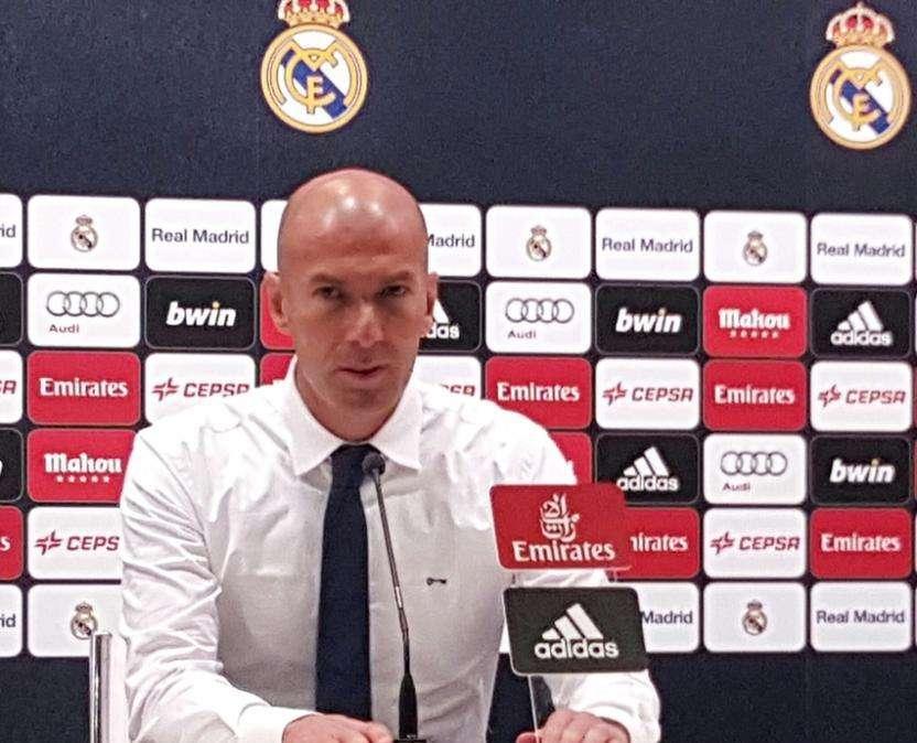 Zidane, sobre el contexto político: "No me meto en este asunto, sólo pienso en el partido"
