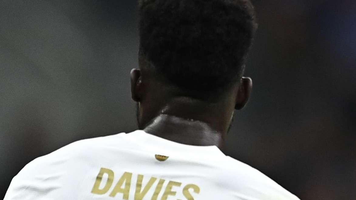 El Bayern ya trabaja en encontrar un sustituto para Davies: un ex del Real Madrid, en el radar bávaro