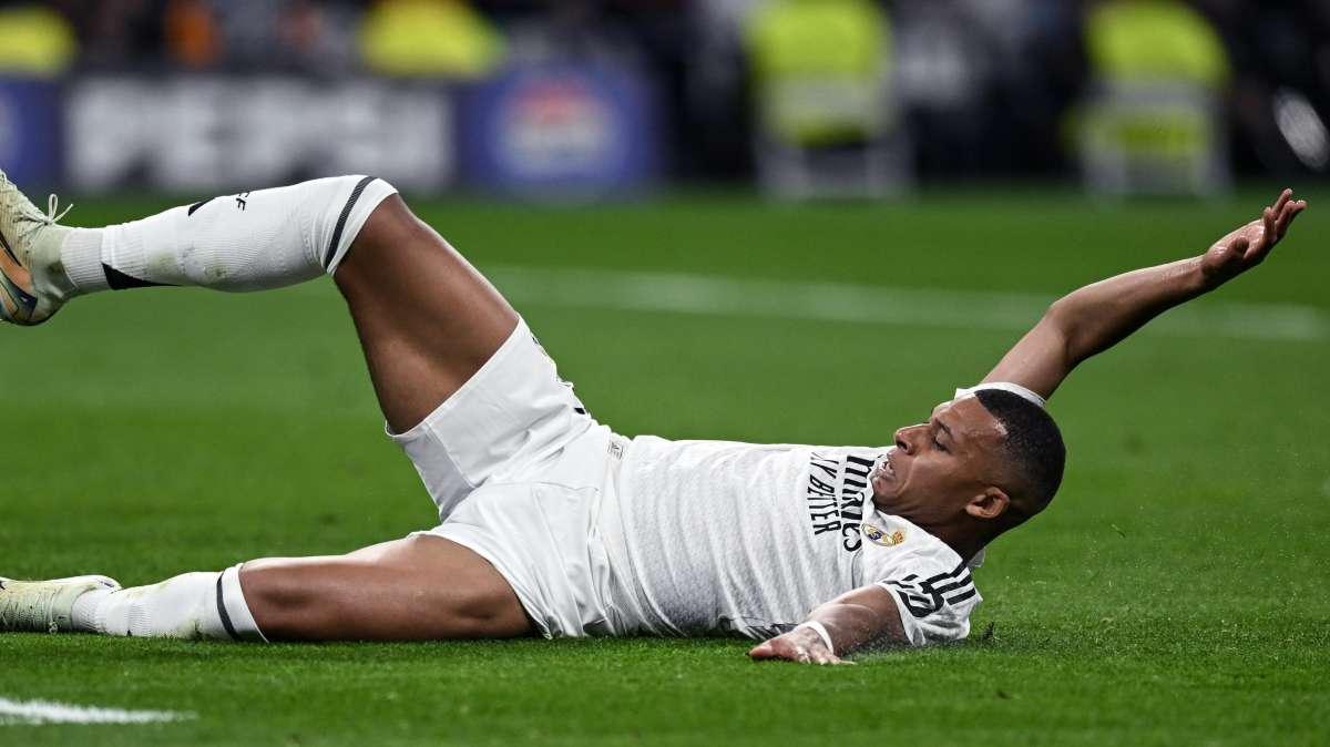 Las notas del Athletic 2-1 Real Madrid: los errores de Valverde y Mbappé condenan al equipo