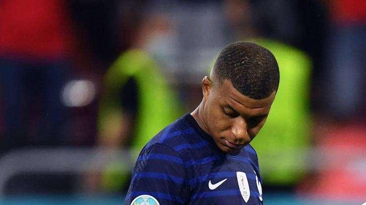 Un exmadridista carga contra el PSG: “Cuando tienes un fenómeno como Mbappé, lo renuevas dos años antes”
