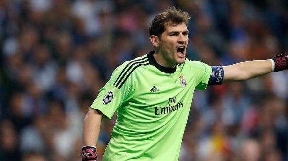 Cutropia, agente de Casillas: "La Roma es un gran club con una gran afición, nos halagan estos rumores"
