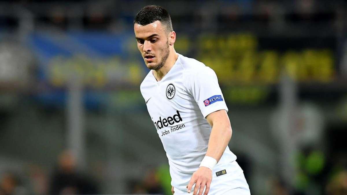 Supercopa de Europa | Kostic llegará el lunes a Italia para cerrar su salida