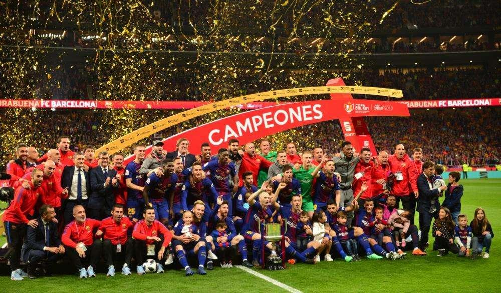 La RFEF, el Sevilla y el Barcelona se reunirán para decidir cómo disputar la Supercopa de España