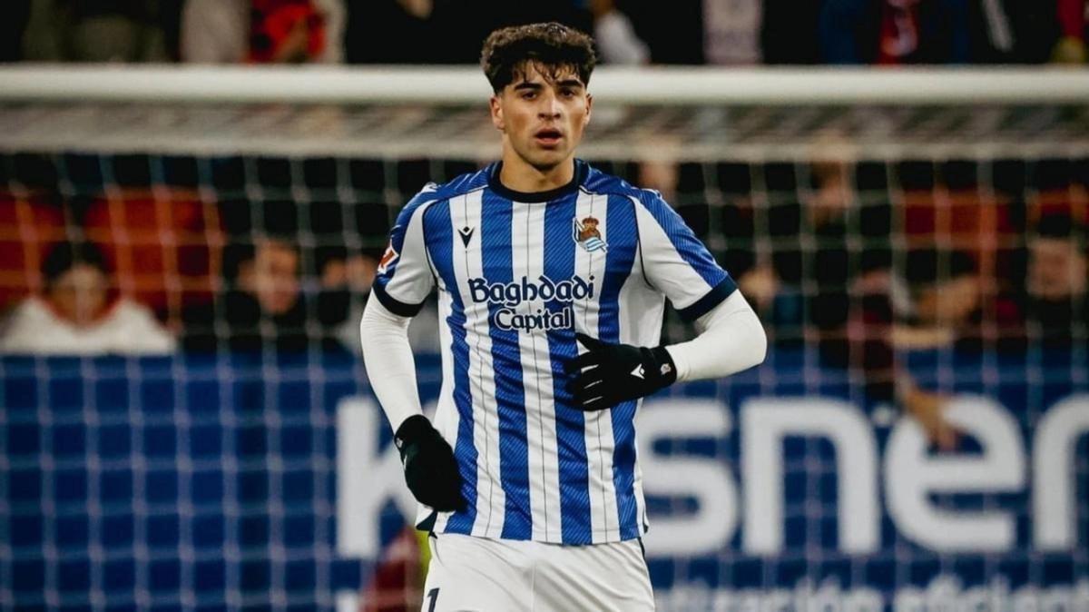 El Real Madrid no olvida la opción "fácil" Jon Martín para la defensa