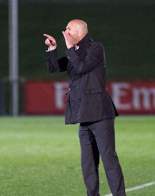 Solari se rinde a su predecesor: "Zidane es incomparable con cualquiera, es una leyenda"