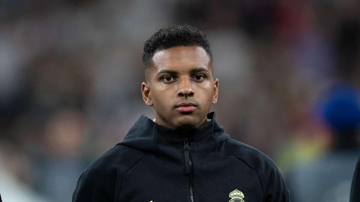 Rodrygo apunta a la Real Sociedad tras el susto en el derbi