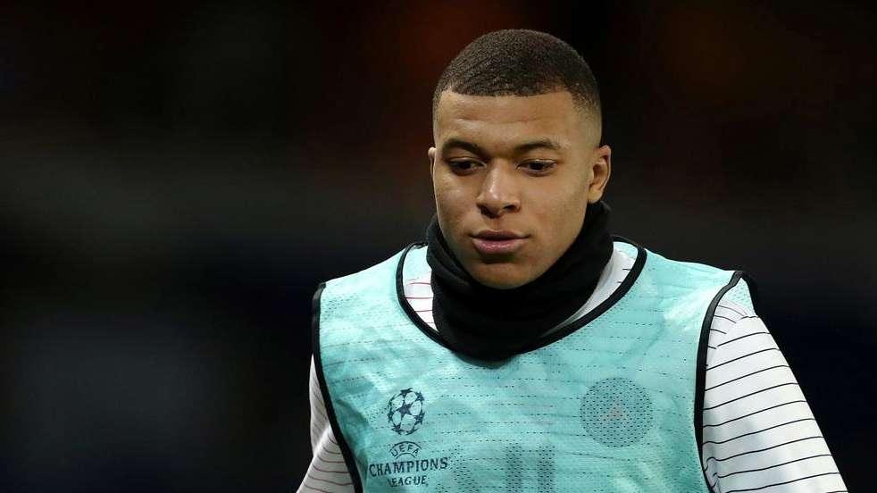 Desconcierto en las tiendas físicas del PSG por la camiseta de Mbappé 