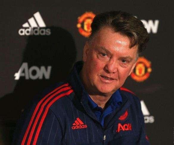 Van Gaal: "Preguntadle a De Gea por el Madrid, pero no a mí"