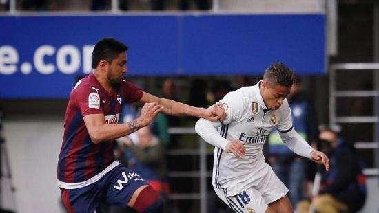 Diego Plaza: "Mariano puede revolucionar un partido y se está comiendo el césped en el Lyon"