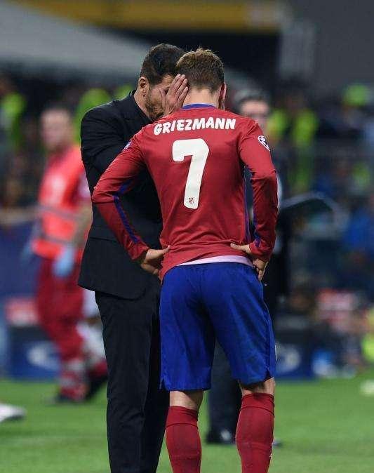 El Atlético deja encarrilado en el Calderón su pase a las semifinales de Copa