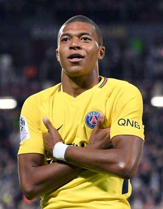 ¿Dembélé o Mbappé? Dugarry vaticina quién ha elegido mejor para el desarrollo de su carrera futbolística