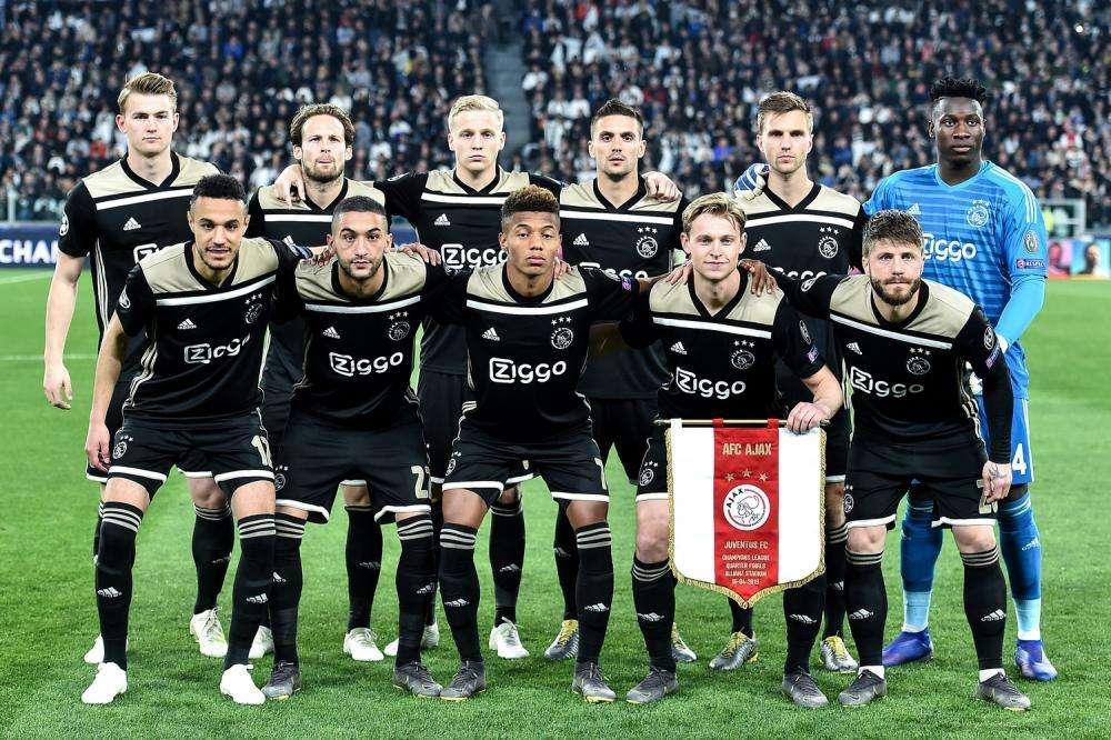 Overmars: "El Ajax no puede mantener a sus grandes estrellas demasiado tiempo"