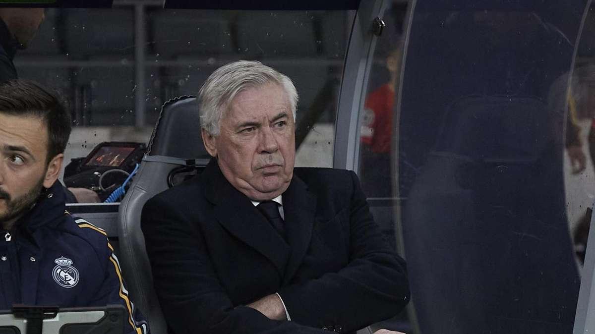 Ancelotti: "El cambio de Valverde ha sido pactado para no cargarle"