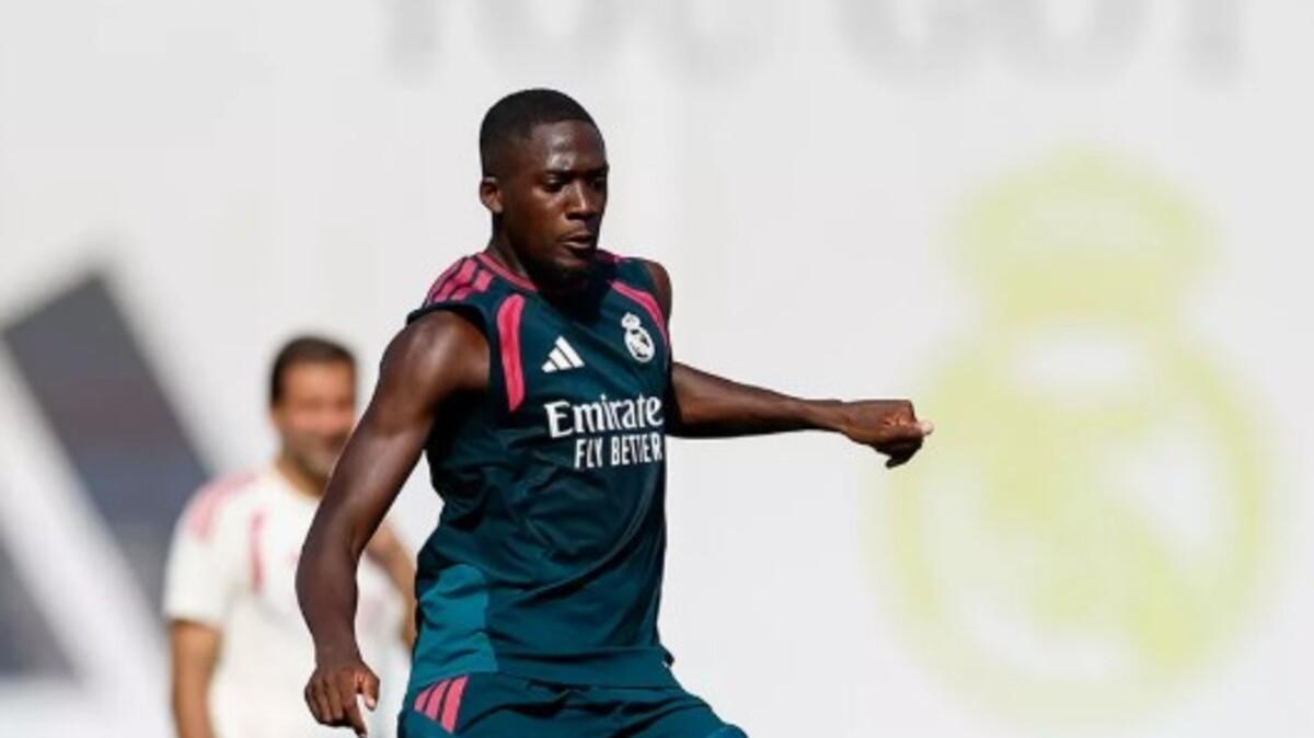 Cero veces regateado: Ibrahima Konaté debuta por todo lo alto