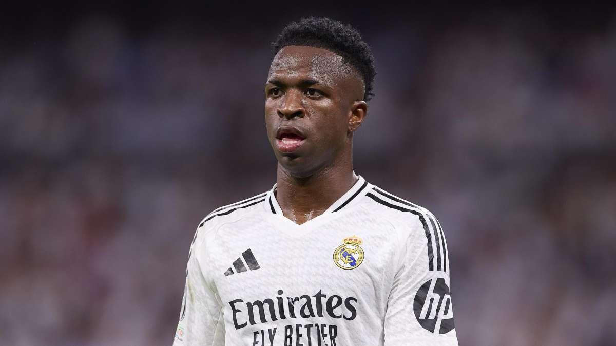 Vinicius reacciona y acalla las críticas saliendo desde el banquillo