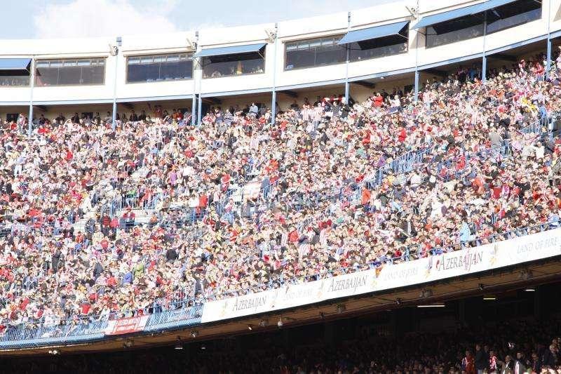 La Liga denuncia cánticos ofensivos contra el Madrid en el Calderón