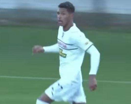 El Real Madrid seguirá el 'plan Casemiro' con Vinicius Tobías