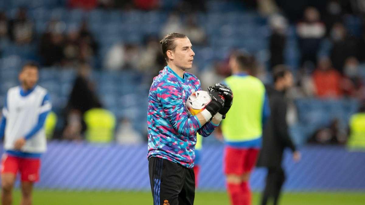 El Real Madrid se vuelca con Andriy Lunin tras el ataque ruso