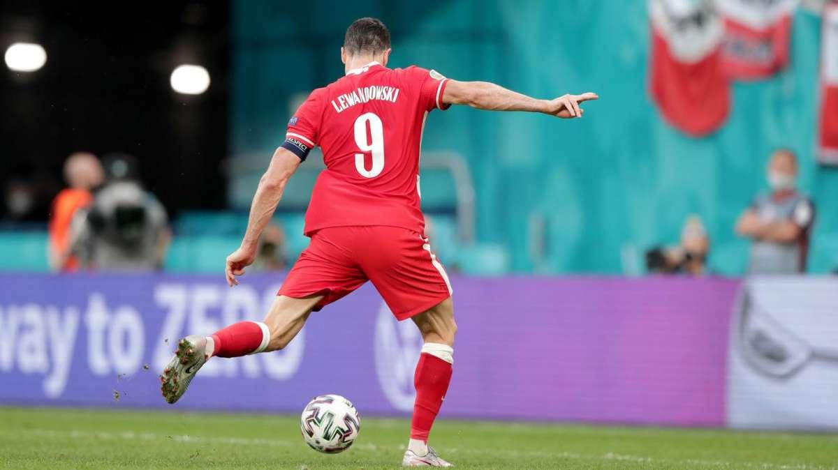 Mercado de fichajes, en directo | Lewandowski 'quiere' al Madrid, Varane se aleja...