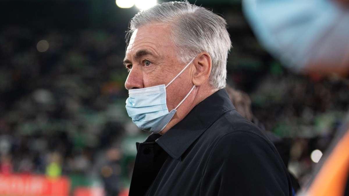El reencuentro de Ancelotti con la plantilla tras una semana de baja por Covid