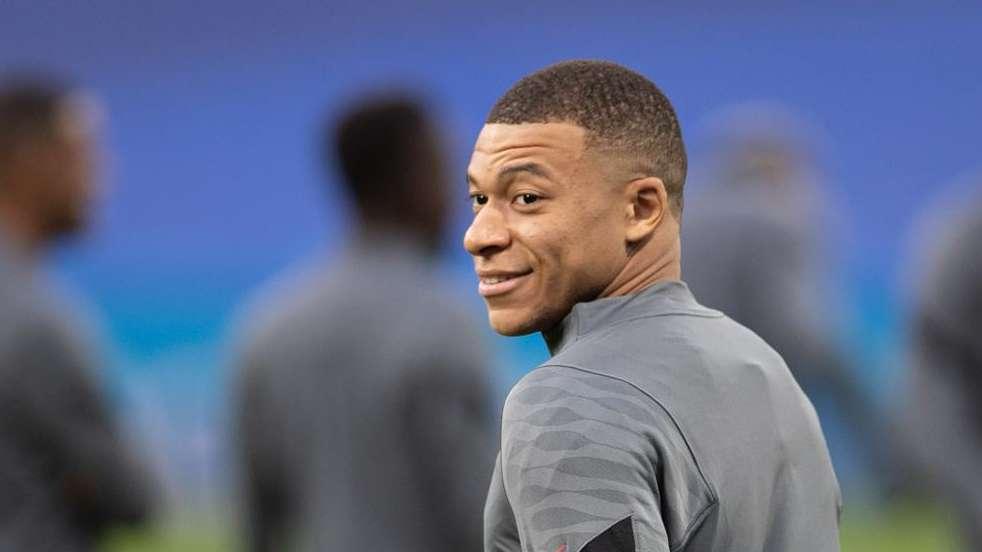 TOP News 12 | El último guiño de Mbappé, elogios a Benzema... 