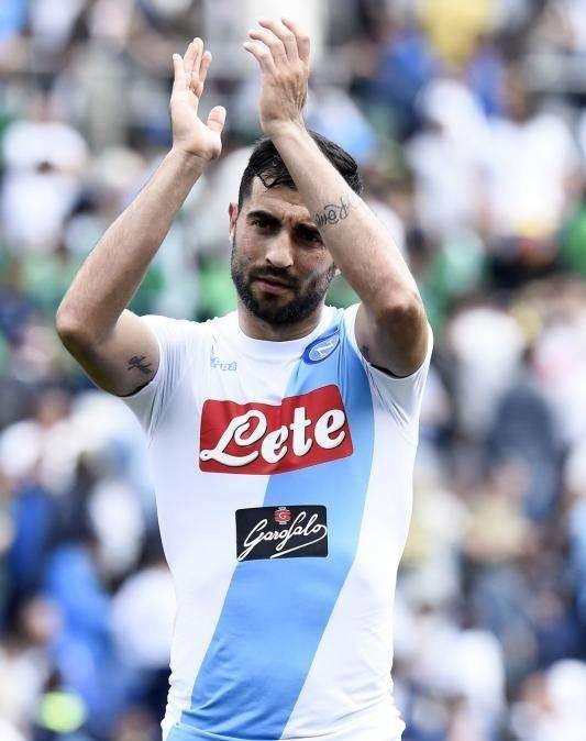 Albiol podría regresar al Valencia: deberá cerrarse antes del 30 de junio