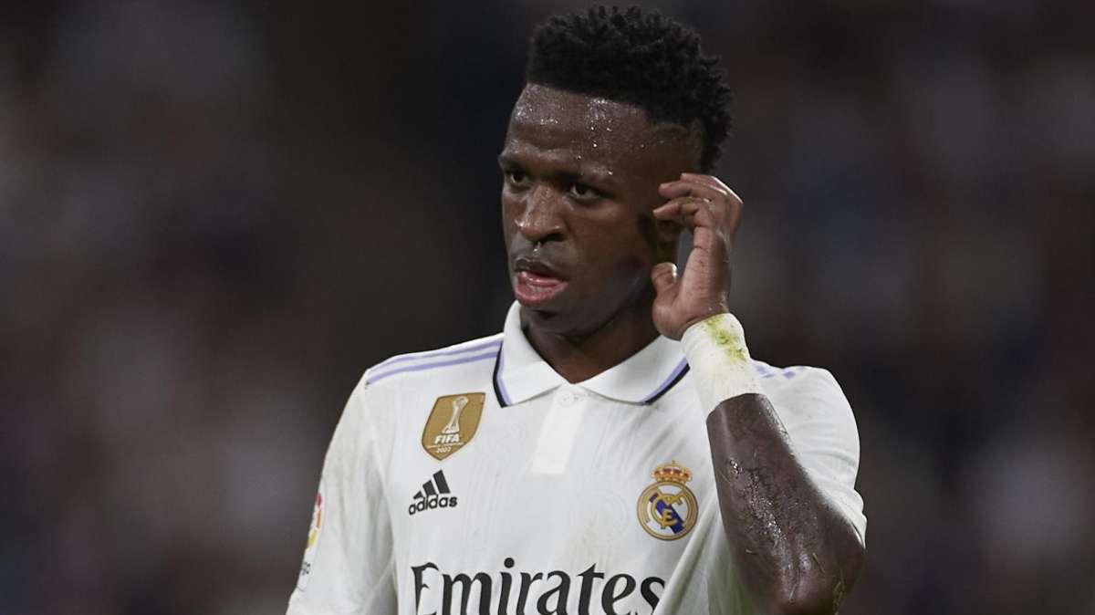 TOP News 24 | El futuro de Vinicius, los últimos movimientos del Madrid en el mercado...