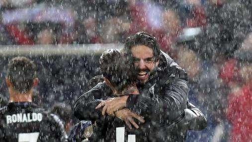 As: "El Madrid pasa examen final ante el Málaga de Míchel"
