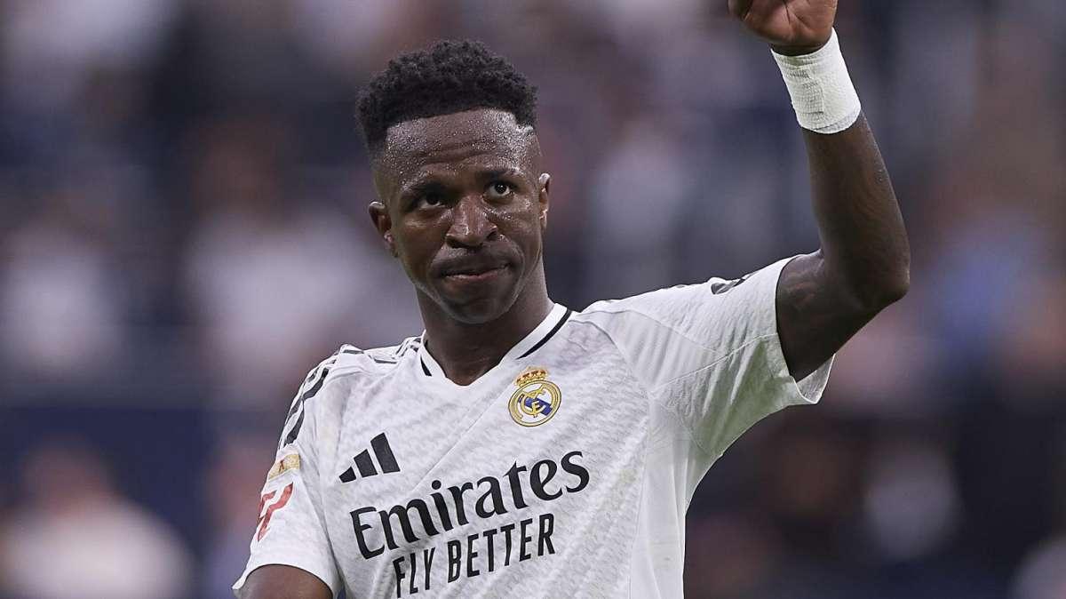 El Real Madrid arrasa en el once de la temporada con premio para Vinicius