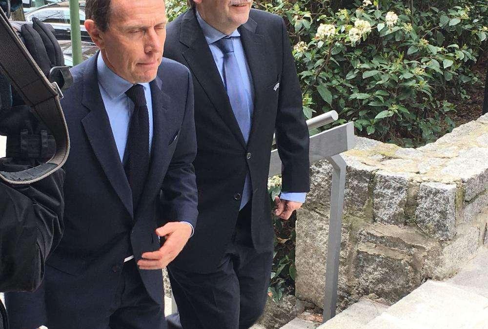 Butragueño: "Hay dos manos dentro del área del Levante"