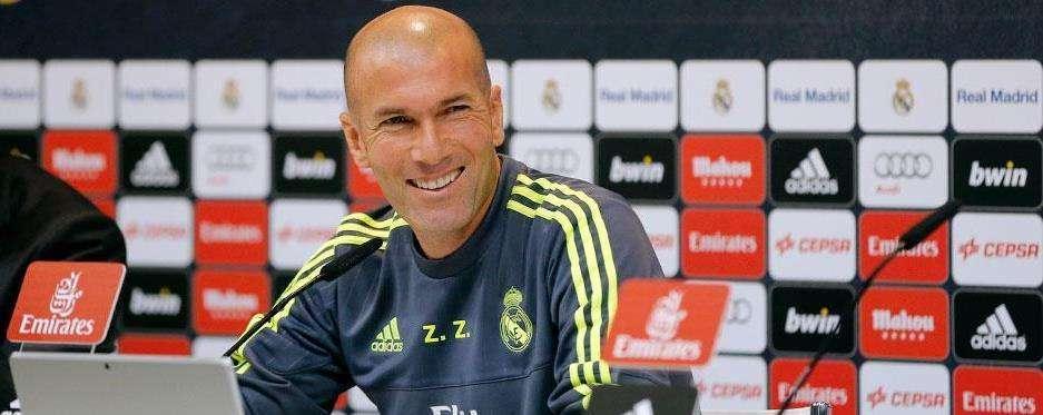 Zidane en rueda de prensa: "Si un día termina en el United, ¿por qué Pogba no podría venir al Madrid?"
