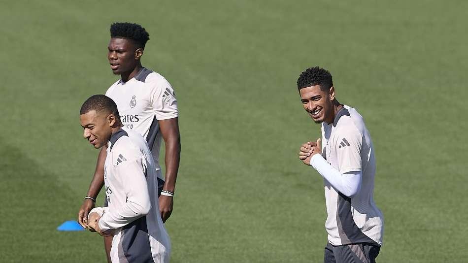 Tres regresos y cuatro bajas en el Real Madrid para el derbi