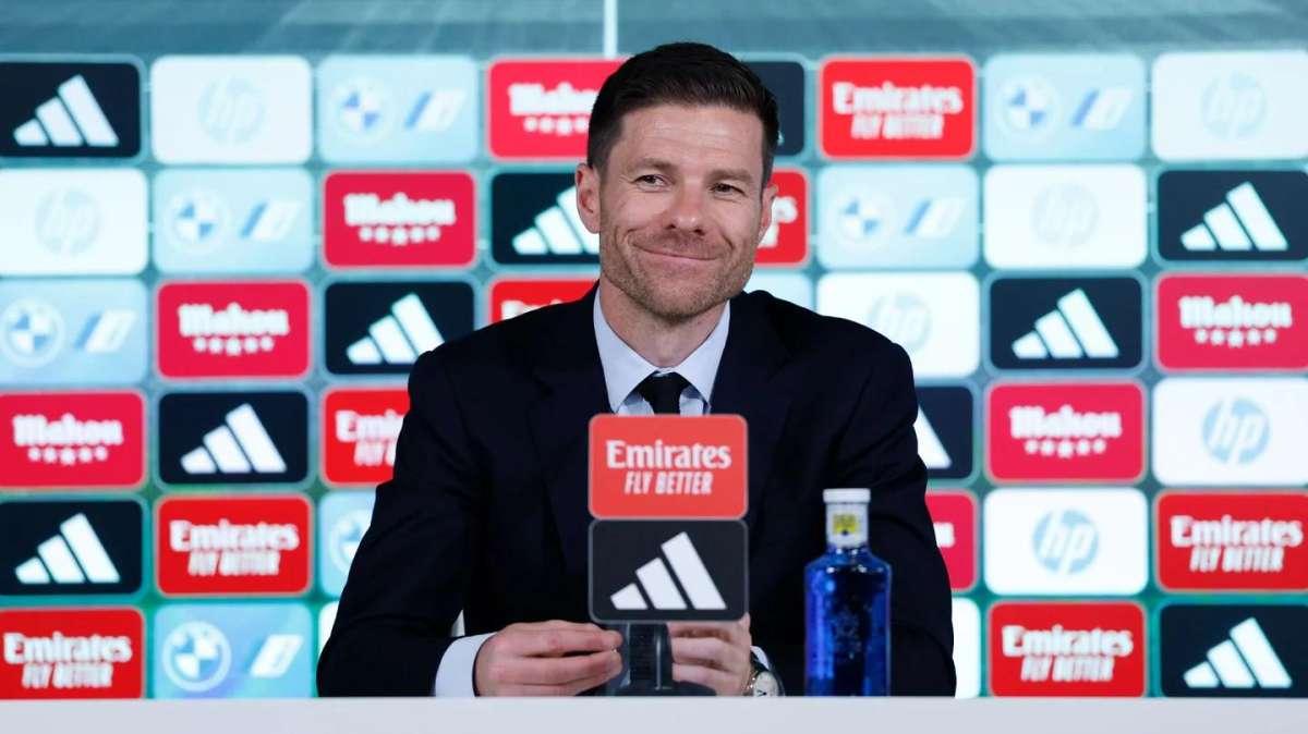 Alexander-Arnold, Dean Huijsen y la cantera, protagonistas en la lista de Xabi Alonso