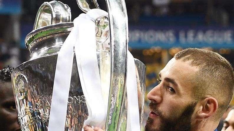 Benzema: "Veía a los galácticos y quería jugar en ese equipo"