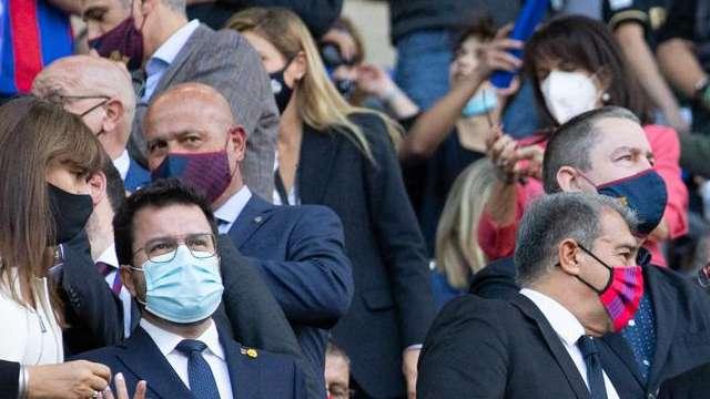 El Real Madrid y el Barcelona siguen de cerca a la perla del Zaragoza
