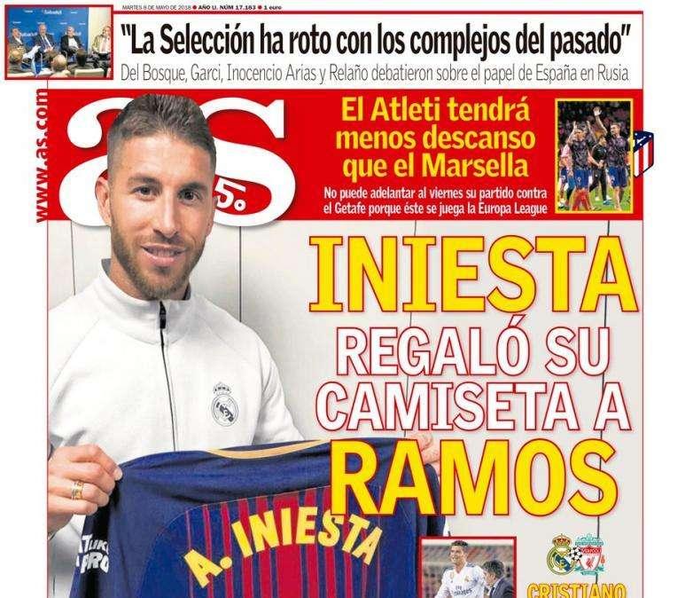 PORTADA - As: "Iniesta regaló su camiseta a Ramos"