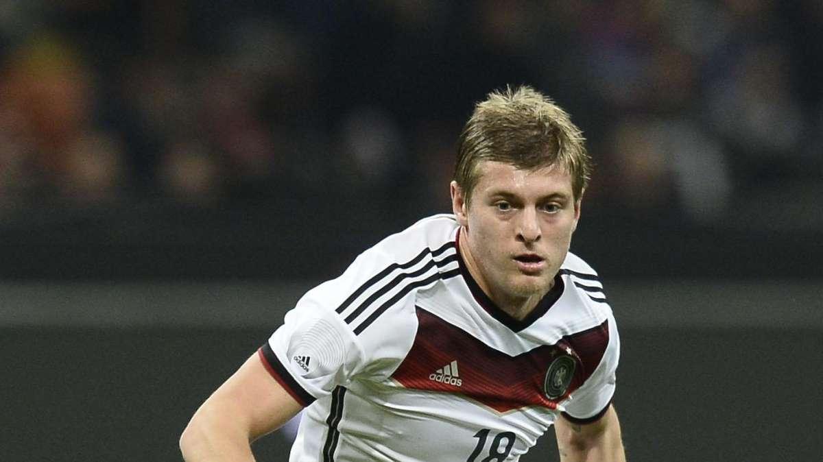 El agente de Kroos niega que el fichaje por el Madrid esté cerrado