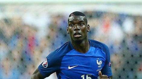 AS: Los fichajes de Kanté y Pogba son compatibles