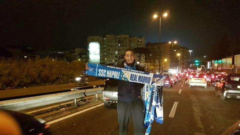 FOTO BD - Hoy en Nápoles se juega el Napoli-Fiorentina, pero los azzurri solo piensan en el Real Madrid