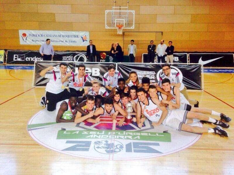 El Cadete del Real Madrid, campeón de España tras ganar al Barcelona 